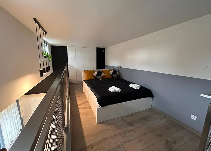 Dwupoziomowy 卡托维兹